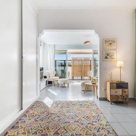 Home2book Boutique With Balcony Apartment *